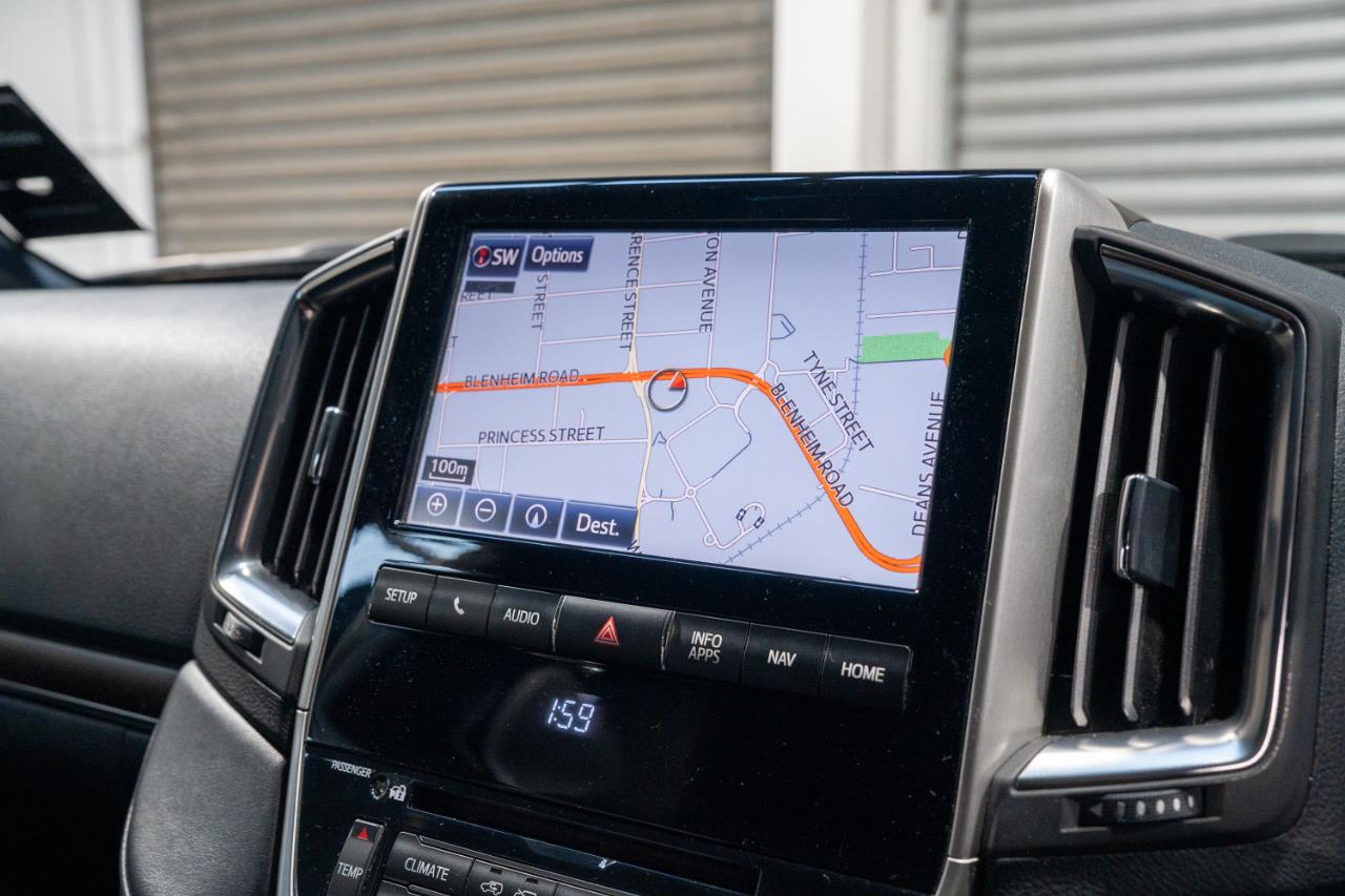 2016 Toyota Landcruiser