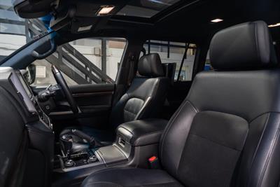 2016 Toyota Landcruiser - Thumbnail