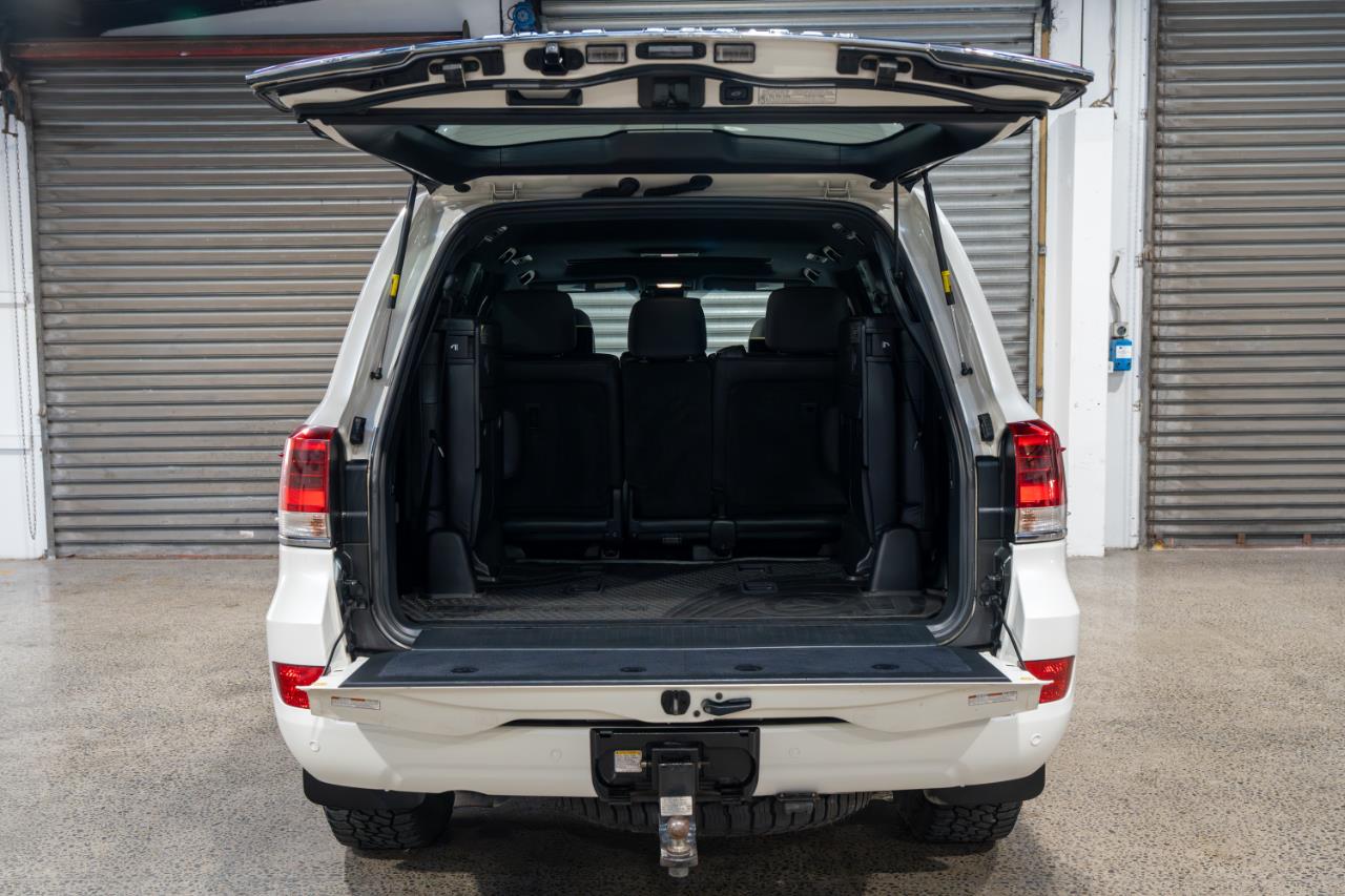 2016 Toyota Landcruiser