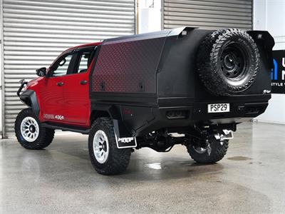 2023 Toyota Hilux - Thumbnail