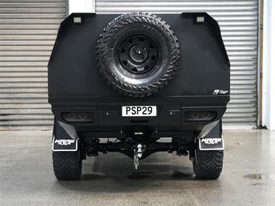 2023 Toyota Hilux - Thumbnail
