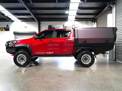 2023 Toyota Hilux - Thumbnail
