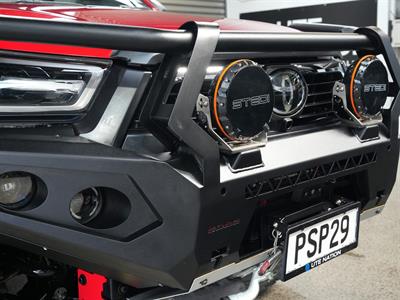 2023 Toyota Hilux - Thumbnail