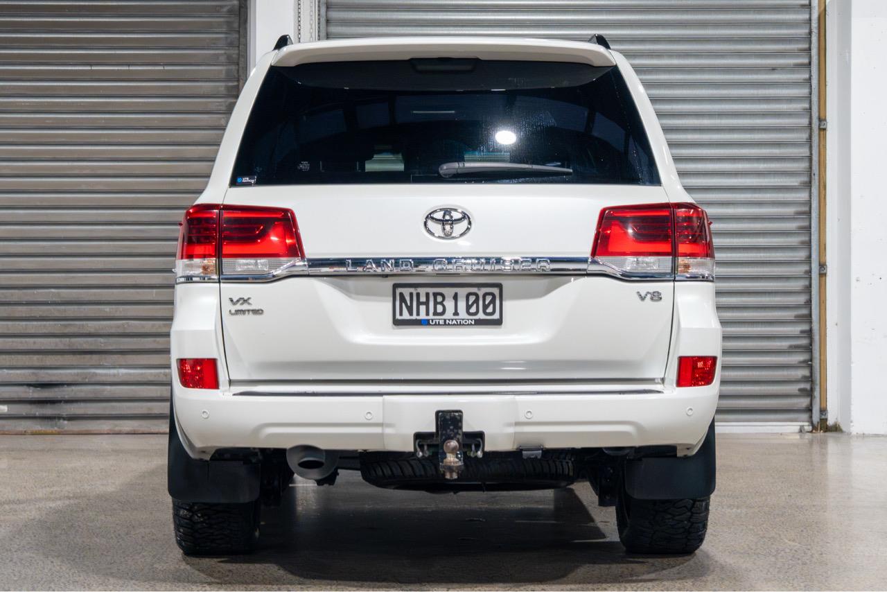 2021 Toyota Landcruiser