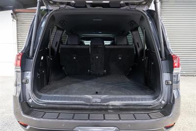 2024 Toyota Landcruiser - Thumbnail