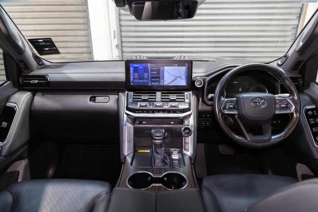2024 Toyota Landcruiser