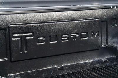 2016 Toyota Hilux - Thumbnail