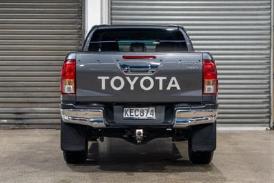 2016 Toyota Hilux - Thumbnail