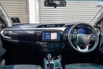 2016 Toyota Hilux - Thumbnail