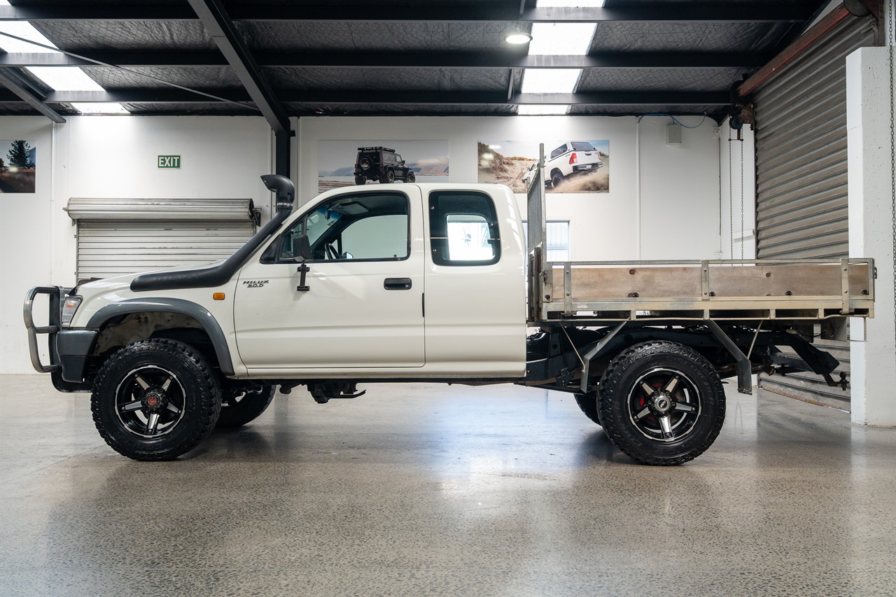 1999 Toyota Hilux
