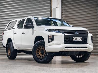 2020 Mitsubishi Triton