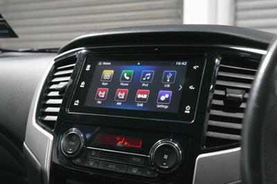 2020 Mitsubishi Triton - Thumbnail