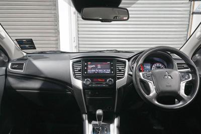 2020 Mitsubishi Triton - Thumbnail