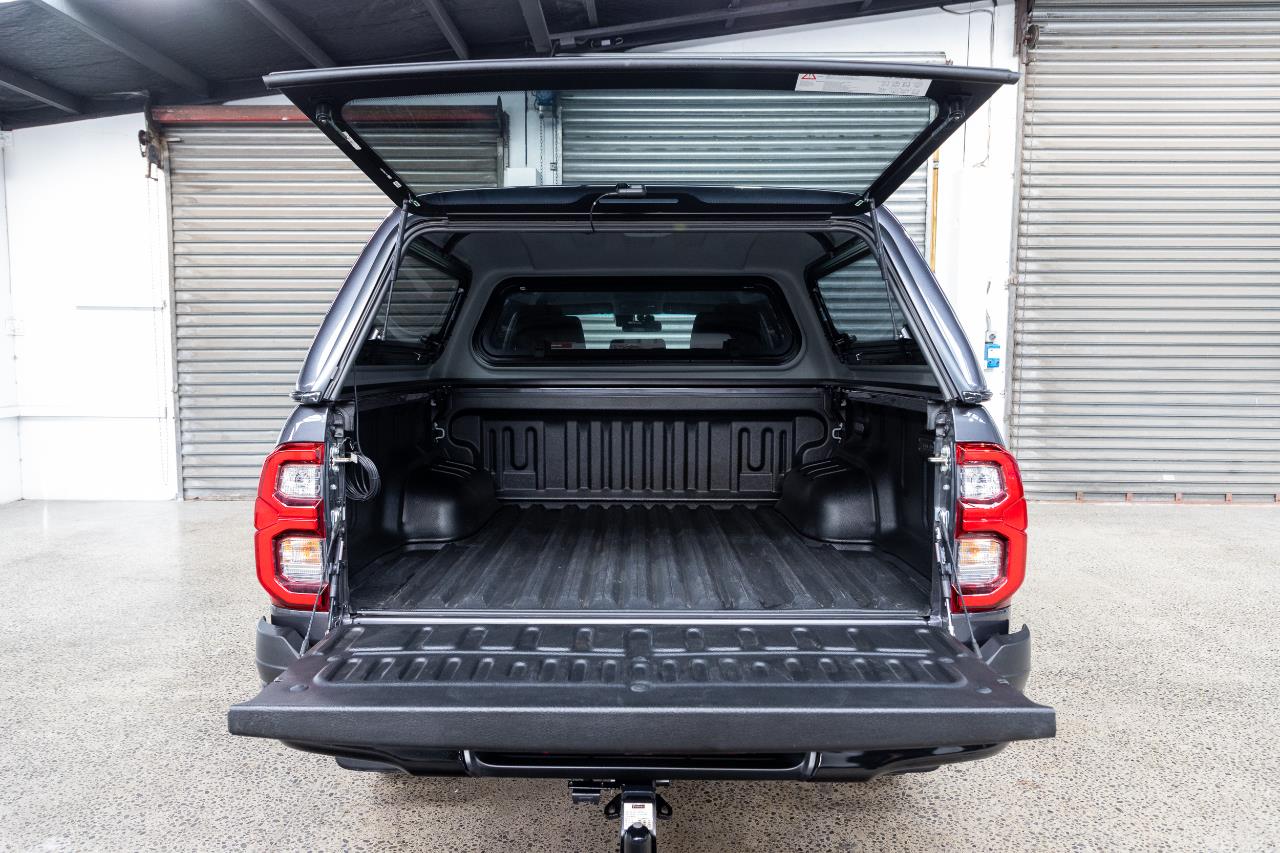 2025 Toyota Hilux