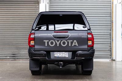 2025 Toyota Hilux - Thumbnail