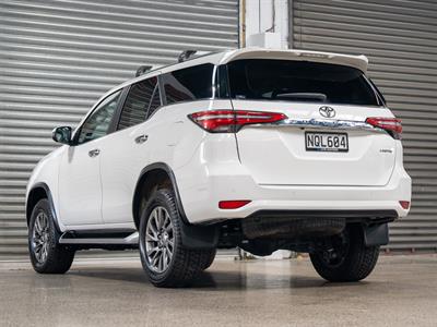 2021 Toyota Fortuner - Thumbnail
