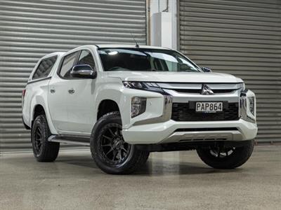 2022 Mitsubishi Triton - Thumbnail
