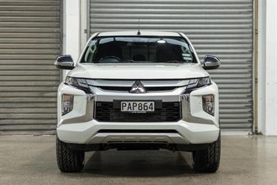 2022 Mitsubishi Triton - Thumbnail