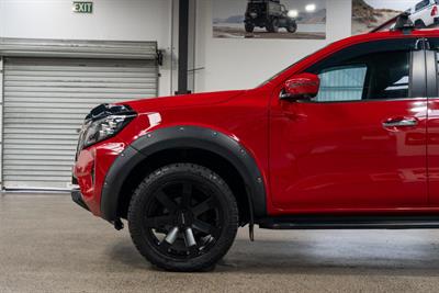 2021 Nissan Navara - Thumbnail