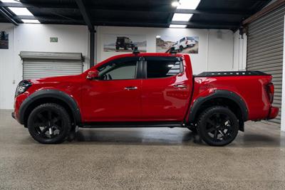 2021 Nissan Navara - Thumbnail