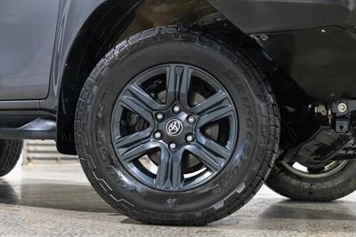 2022 Toyota Hilux - Thumbnail
