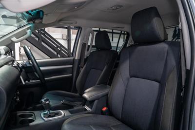2019 Toyota Hilux - Thumbnail