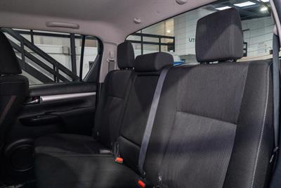 2019 Toyota Hilux - Thumbnail