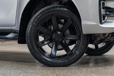 2019 Toyota Hilux - Thumbnail