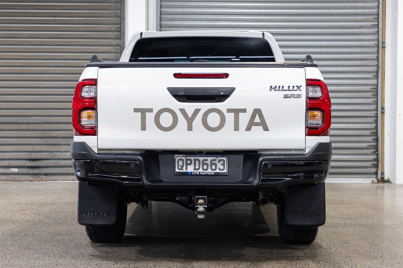 2024 Toyota Hilux