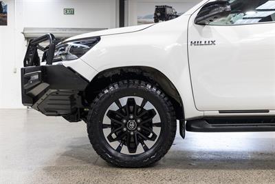 2024 Toyota Hilux - Thumbnail