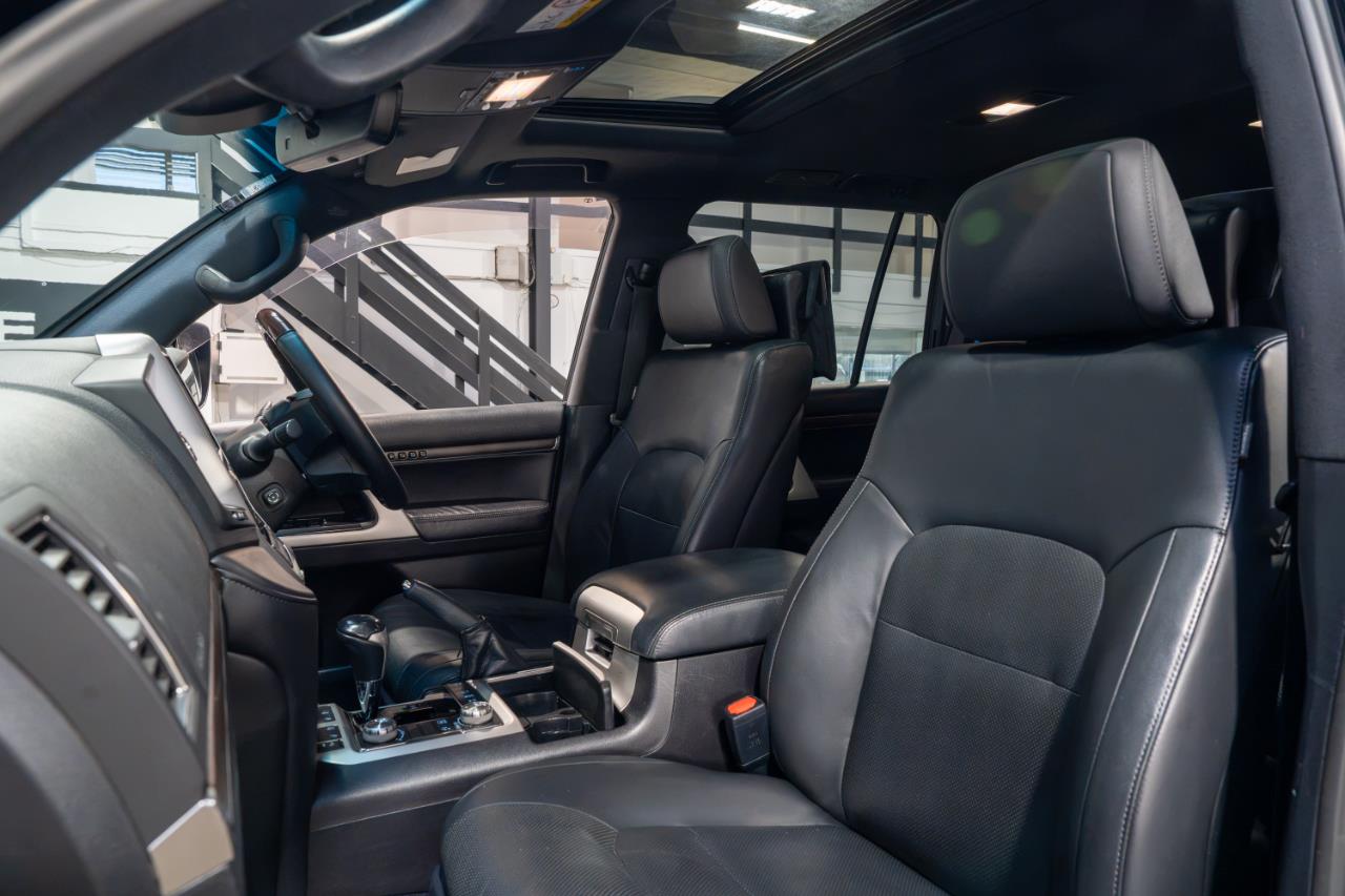 2017 Toyota Landcruiser