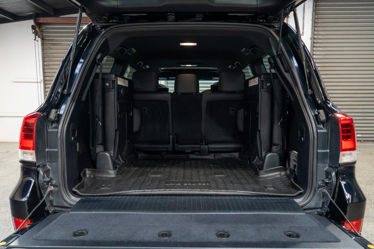 2017 Toyota Landcruiser