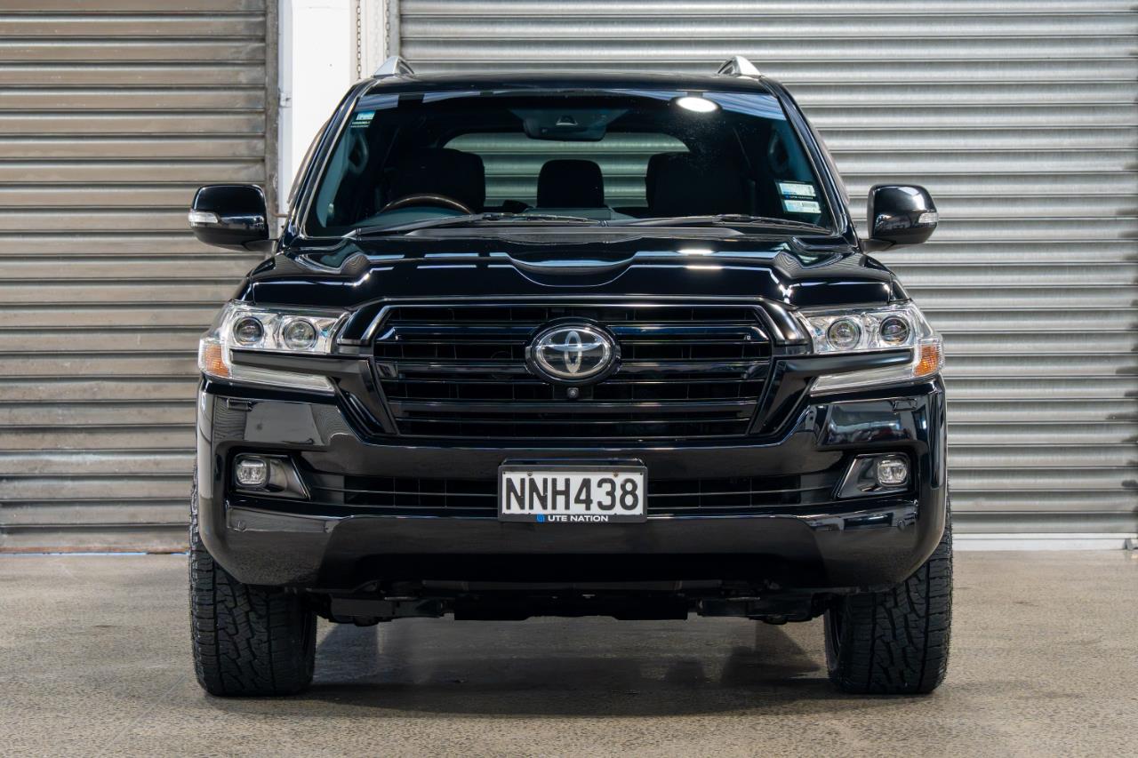 2017 Toyota Landcruiser