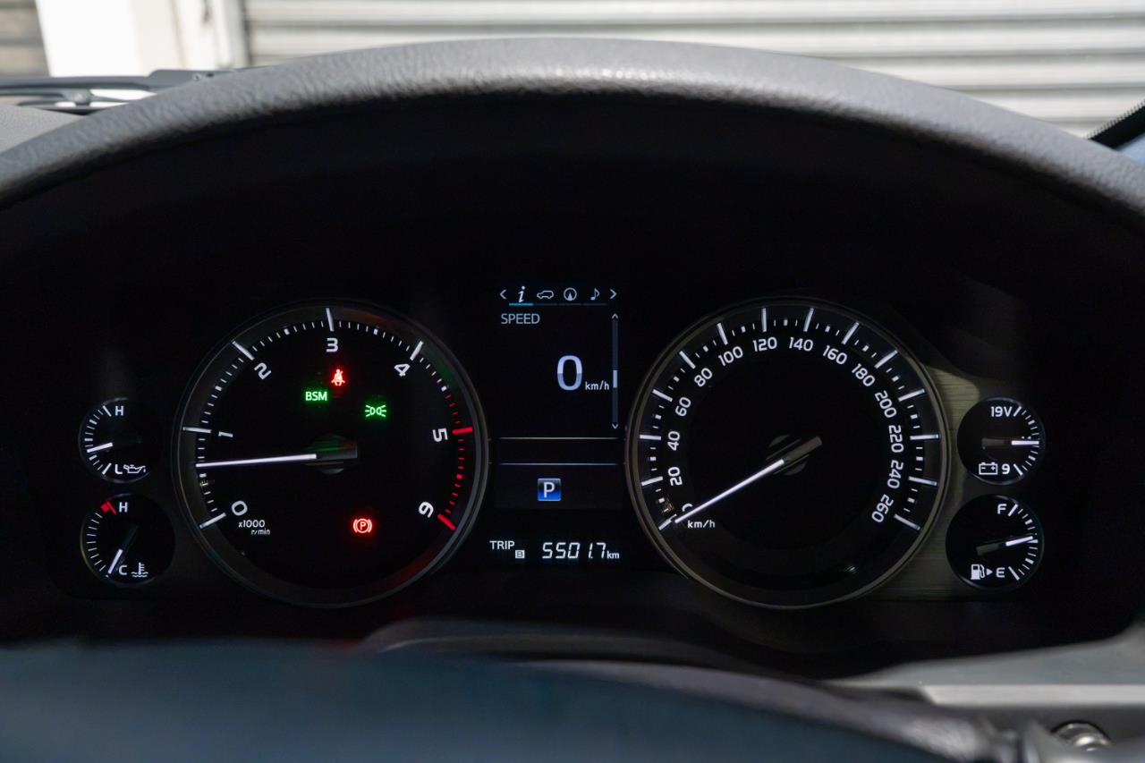 2017 Toyota Landcruiser