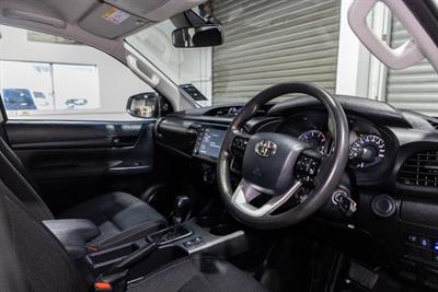 2021 Toyota Hilux - Thumbnail