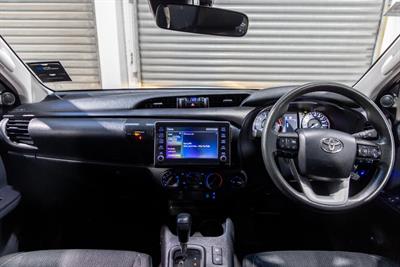 2021 Toyota Hilux - Thumbnail