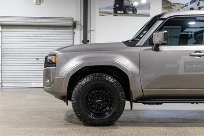 2025 Toyota LANDCRUISER PRADO - Thumbnail