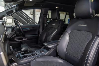 2023 Ford Everest - Thumbnail