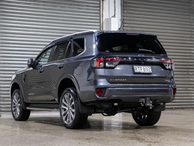 2023 Ford Everest - Thumbnail
