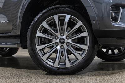 2023 Ford Everest - Thumbnail