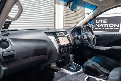2021 Nissan Navara - Thumbnail