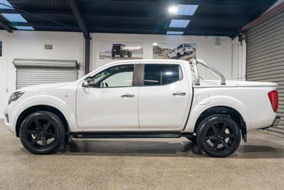 2021 Nissan Navara - Thumbnail