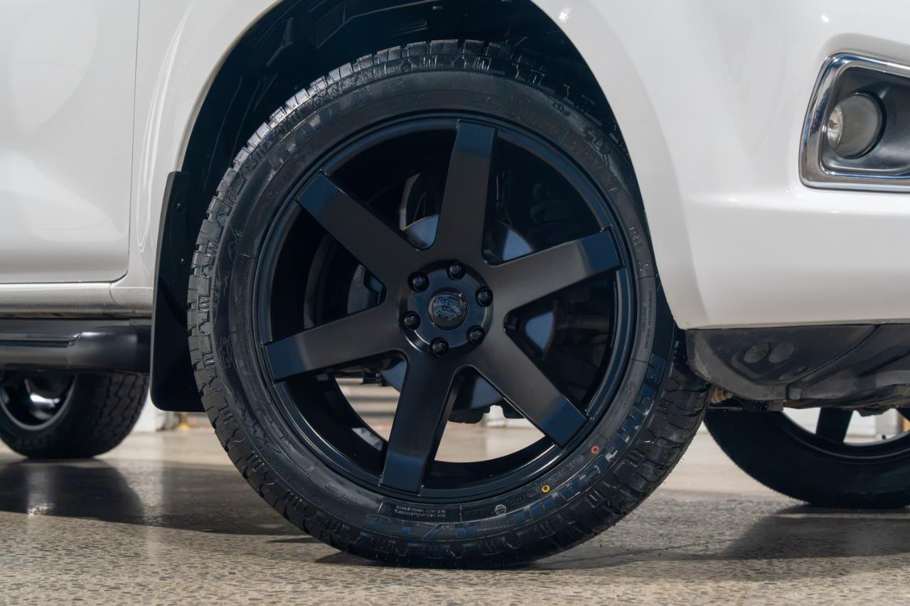 2021 Nissan Navara