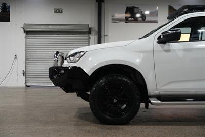 2023 Isuzu D-Max - Thumbnail