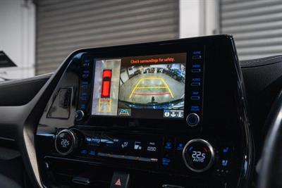 2022 Toyota Highlander - Thumbnail