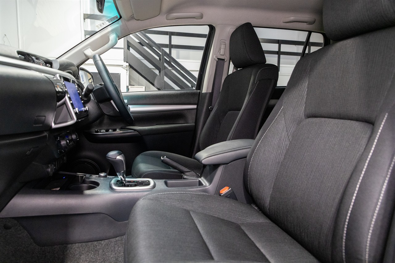 2025 Toyota Hilux