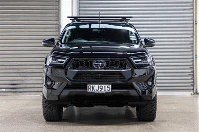 2025 Toyota Hilux - Thumbnail