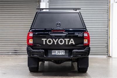 2025 Toyota Hilux - Thumbnail