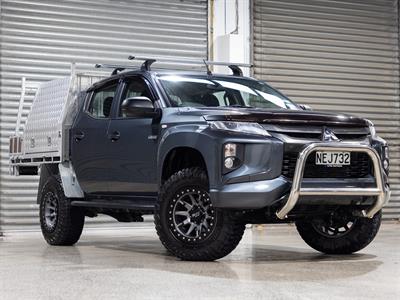 2020 Mitsubishi Triton - Thumbnail