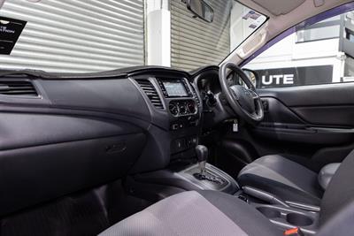 2020 Mitsubishi Triton - Thumbnail